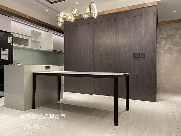 Slim餐桌L180D90-4.jpg Slim餐桌L180D90-4.jpg
