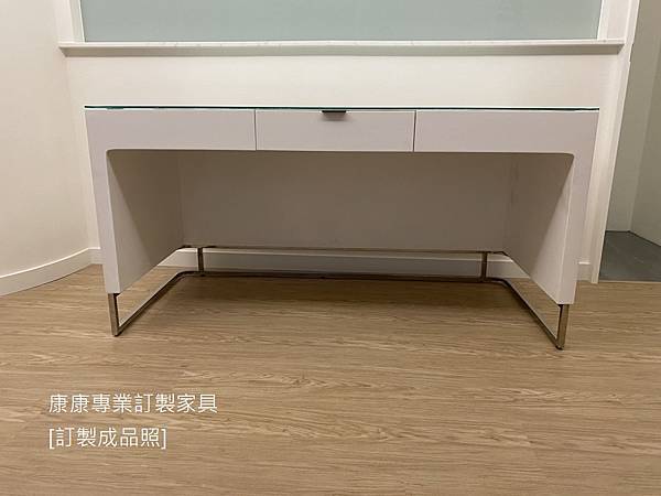 Hyannis Port書桌L152D67-6.jpg Hyannis Port書桌L152D67-6.jpg
