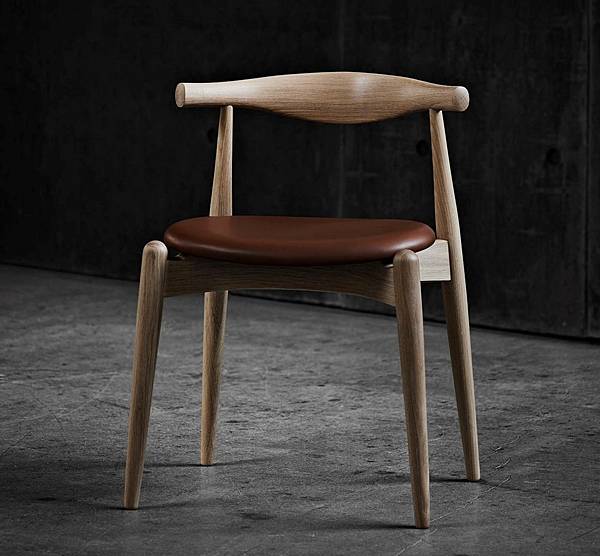 ElbowChair-4.jpg ElbowChair-4.jpg