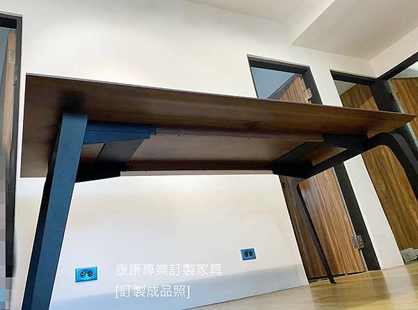 ODESSA餐桌L180D90-3.jpg ODESSA餐桌L180D90-3.jpg