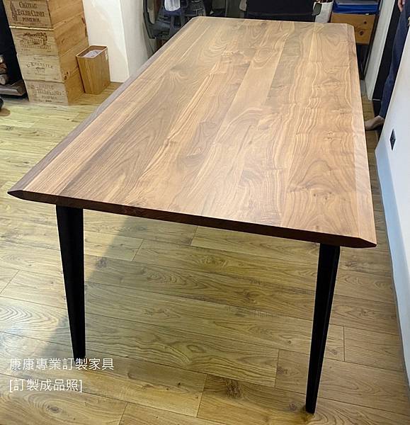 ODESSA餐桌L180D90-4.jpg ODESSA餐桌L180D90-4.jpg