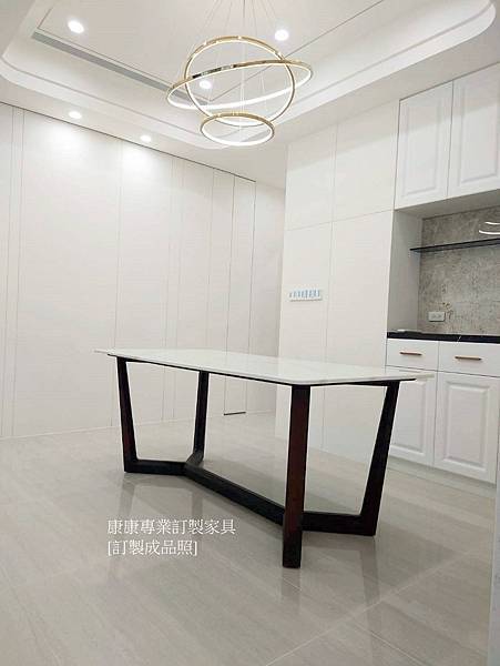 Concorde大理石餐桌L180D90-5.jpg Concorde大理石餐桌L180D90-5.jpg
