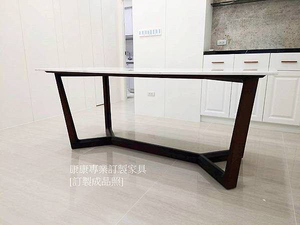 Concorde大理石餐桌L180D90-4.jpg Concorde大理石餐桌L180D90-4.jpg