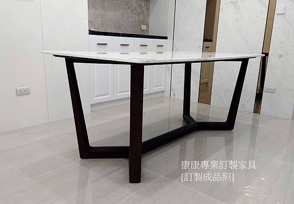 Concorde大理石餐桌L180D90-3.jpg Concorde大理石餐桌L180D90-3.jpg