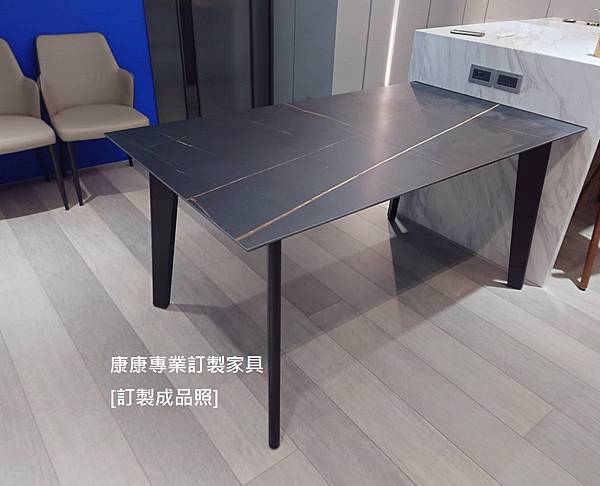 Howard陶板餐桌L160D90-1.jpg Howard陶板餐桌L160D90-1.jpg