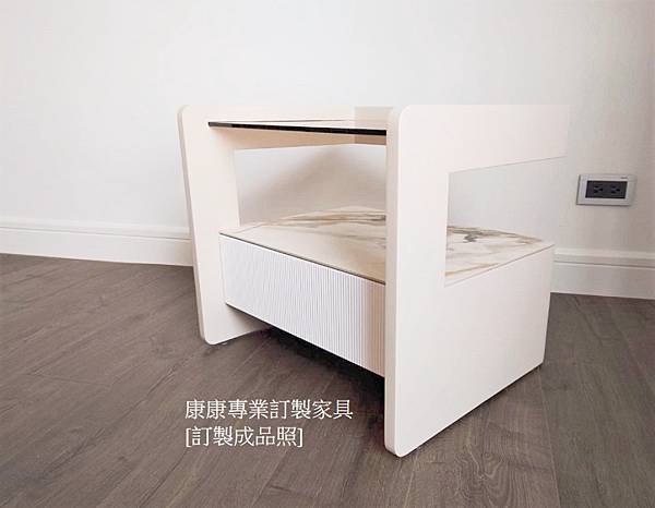 客製化床頭櫃W55-2.jpg 客製化床頭櫃W55-2.jpg