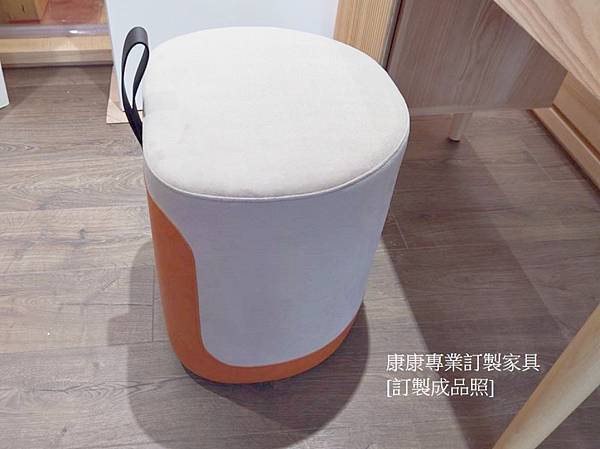 化妝椅NA1-2.jpg 化妝椅NA1-2.jpg