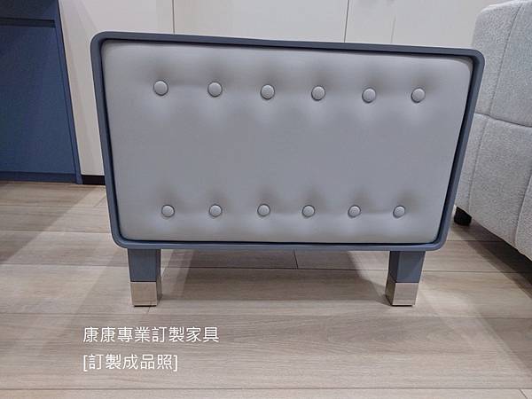 Brick床頭櫃W60-1.jpg Brick床頭櫃W60-1.jpg