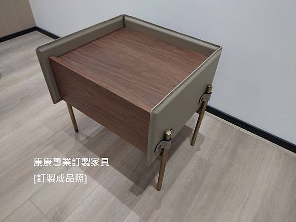 V247床頭櫃W55-4.jpg V247床頭櫃W55-4.jpg