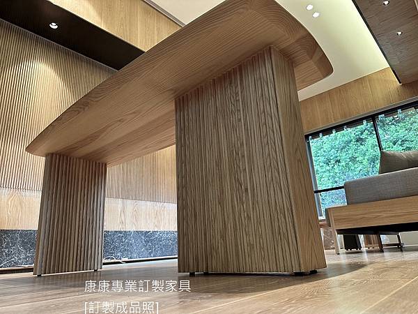 Ten Table餐桌L180D70-3.jpg Ten Table餐桌L180D70-3.jpg