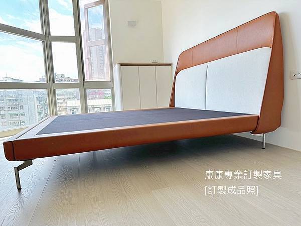Coupe款型床架-56.jpg Coupe款型床架-56.jpg
