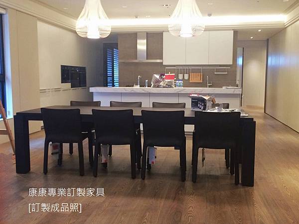 Dining Room餐桌-2.jpg Dining Room餐桌-2.jpg