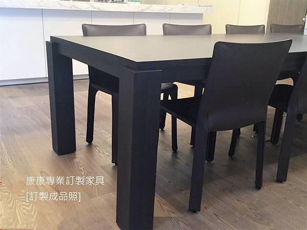 Dining Room餐桌-3.jpg Dining Room餐桌-3.jpg