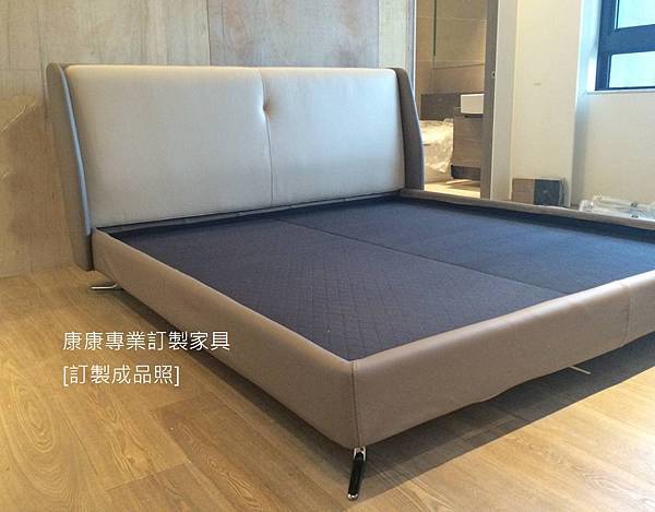 master bedroom床架-3.jpg master bedroom床架-3.jpg