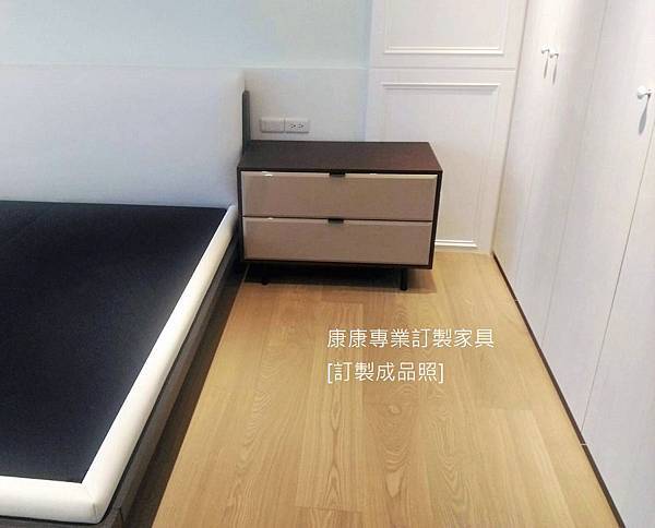 Second bedroom床頭櫃-1.jpg