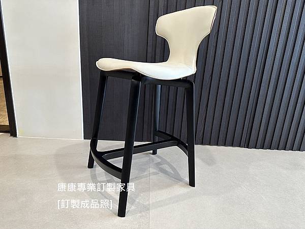 Montera中島椅-2.jpg Montera中島椅-2.jpg