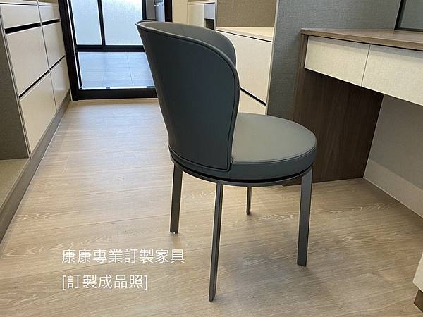 ODE款型餐椅-16.jpg ODE款型餐椅-16.jpg