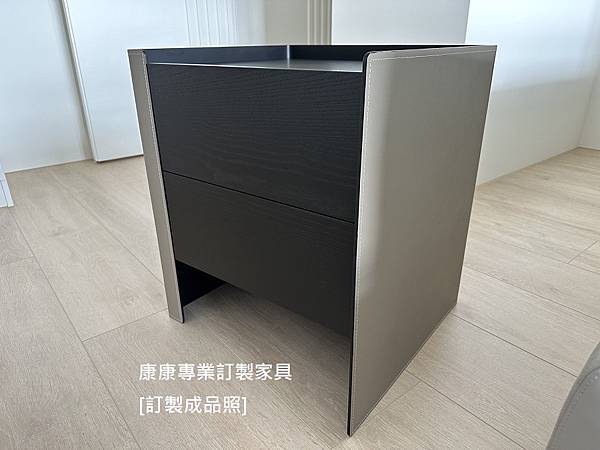 CHLOE床頭櫃W50-16.jpg CHLOE床頭櫃W50-16.jpg