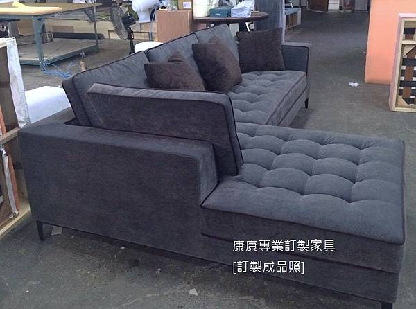 Lucrezia款型布沙發-3.jpg Lucrezia款型布沙發-3.jpg