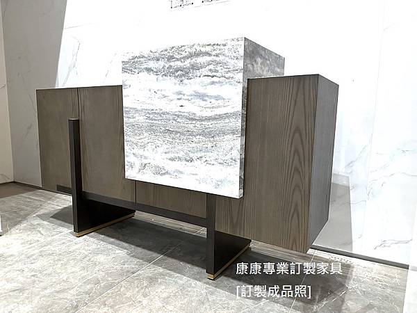 Soria端景櫃L140D40H75-4.jpg Soria端景櫃L140D40H75-4.jpg