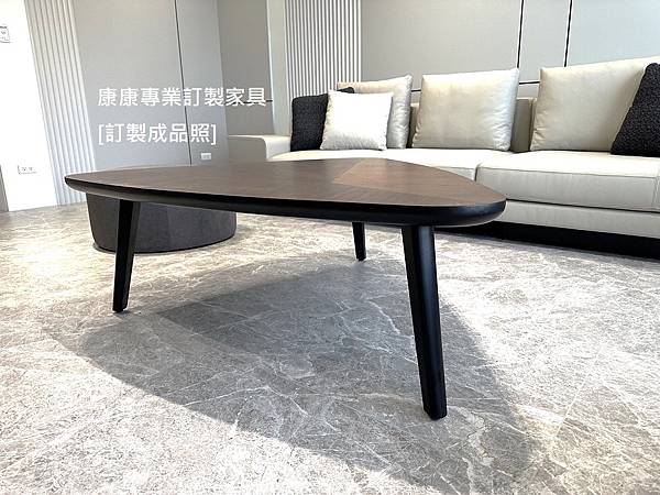 Sullivan茶几W122D114H42-2.jpg Sullivan茶几W122D114H42-2.jpg