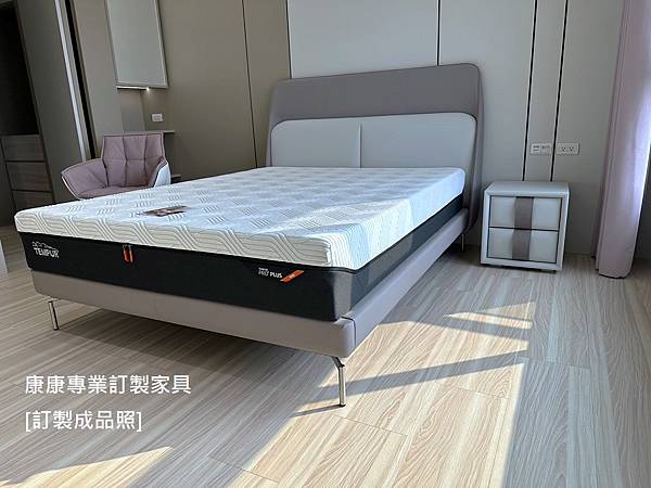 OBI床頭櫃W42D44H45-4.jpg OBI床頭櫃W42D44H45-4.jpg