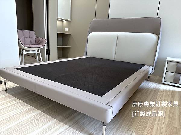 Coupe床架-1.jpg Coupe床架-1.jpg