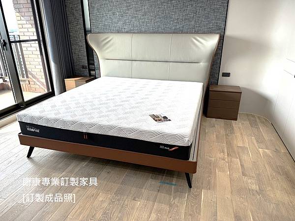 Mamy Blue床架-10.jpg Mamy Blue床架-10.jpg