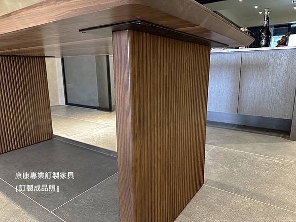 TenTable餐桌L180D95-5.jpg TenTable餐桌L180D95-5.jpg