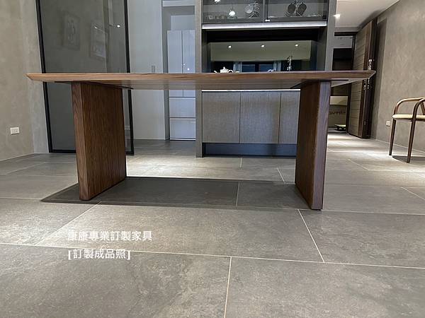 TenTable餐桌L180D95-7.jpg TenTable餐桌L180D95-7.jpg