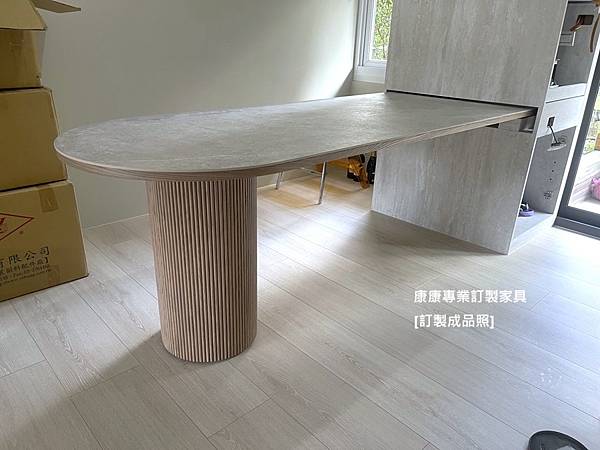 羅馬柱伸縮餐桌L200D80-1.jpg 羅馬柱伸縮餐桌L200D80-1.jpg
