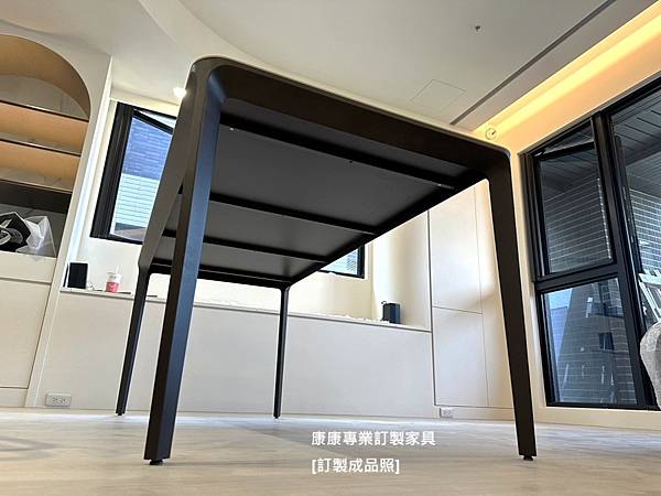 Slim餐桌L180D85-4.jpg Slim餐桌L180D85-4.jpg