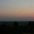 巴肯山的日落 旁邊有觀光客的熱氣球在看日落