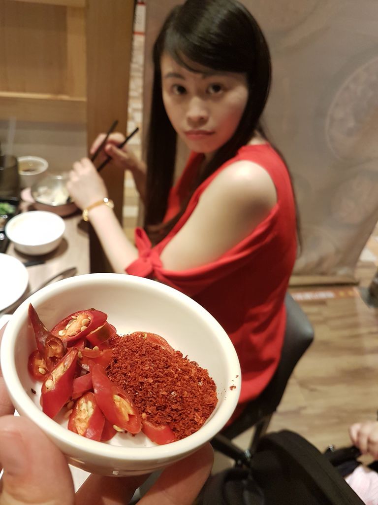 【食記】統一阪急《銅盤》韓國烤肉吃到飽 【食記】統一阪急《銅盤》韓國烤肉吃到飽