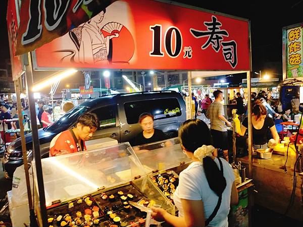 【雲林北港夜巿】吃喝玩樂皆有只開周三、六匯集百攤擹位夜巿—北