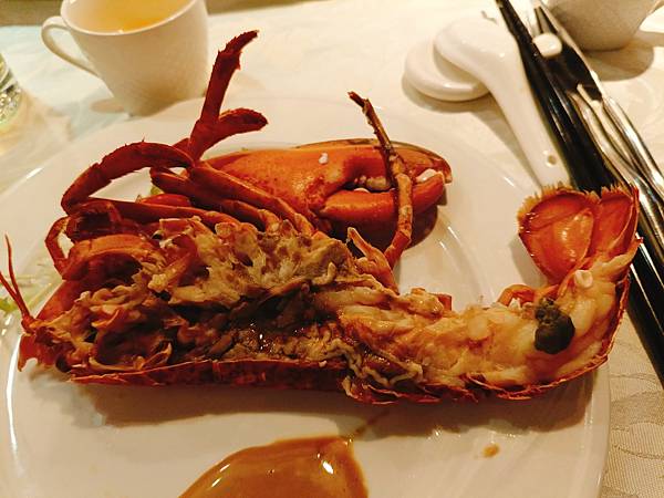 【台北大安美食】生猛海鮮之個人套餐配上宴席餐會海鮮料理--老