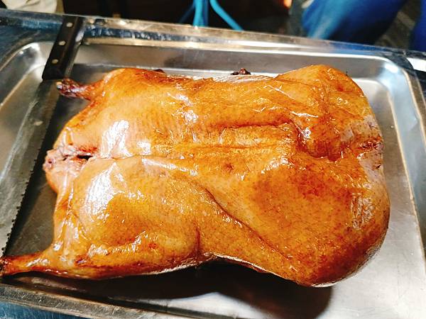 【新北汐止美食】烤鴨5吃味蕾美味享受還有桌菜的搭配—陳平良烤