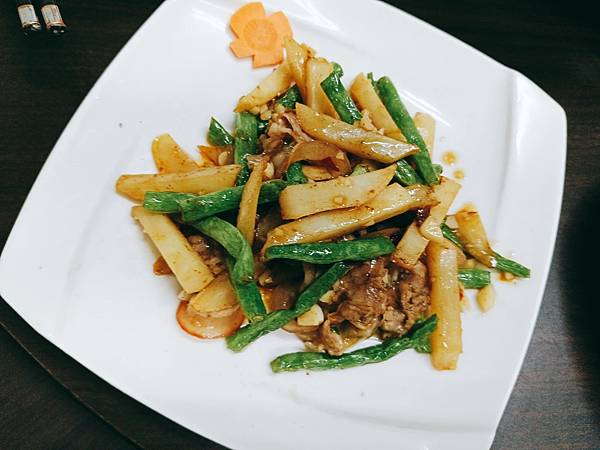 【高雄左營美食】來自東北瀋陽口味酸菜白肉鍋美味—金 東北私房