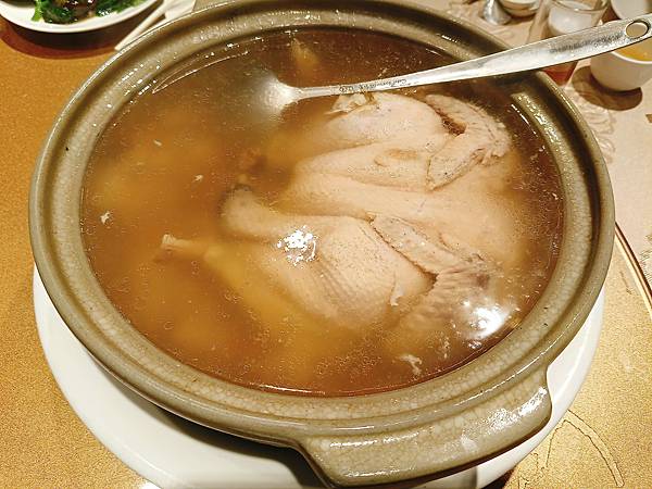 【台北中山美食】隱身商辦大樓的濃油赤醬經典江浙/上海菜館-上