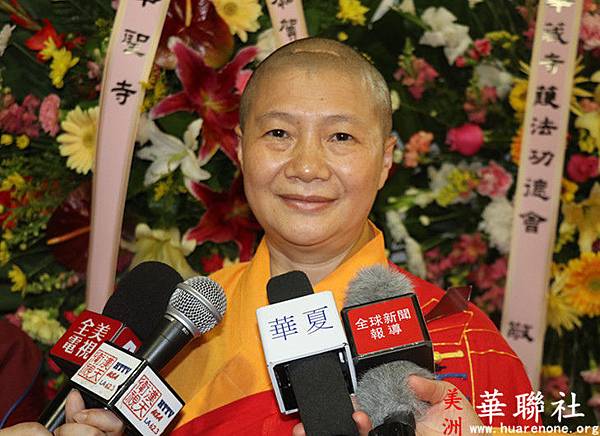 0902f-2.jpg 0902f-2.jpg