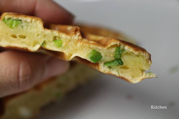 Green Onion Waffle 2.jpg