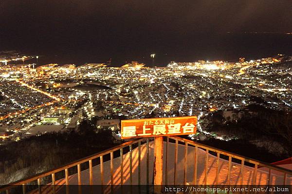 北海道 小樽天狗山ロープウェイ 冬季 點燈 夜景 七色に光る天狗桜のライトアップ  天狗山山頂【森のライトアップ】 天狗山神社ライトアップ