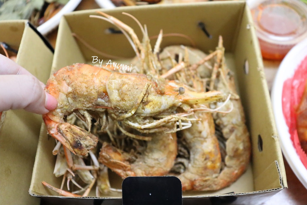 防疫在家吃什麼系列 蝦老大活體無毒泰國蝦永大總店 代客料理配送到府 大公蝦 綜合蝦 爆料蝦餅 紅頭母蝦 起司蝦球