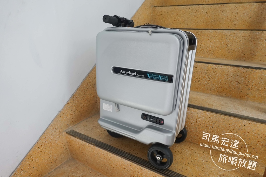 Airwheel-SE3-mini 騎行拖拉二用智能行李箱電動車.行李箱二合一-26.jpg