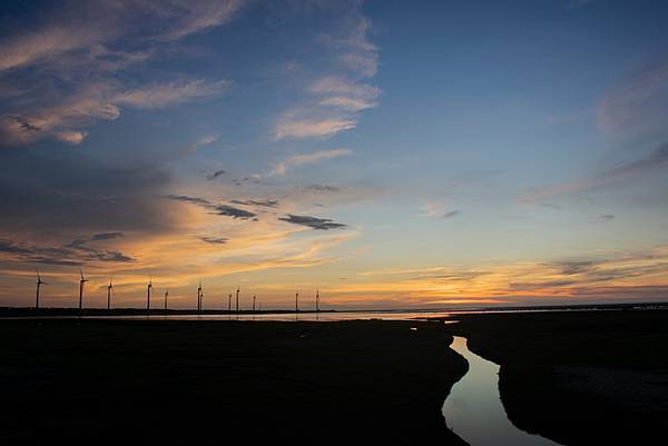 再讀村上春樹《聽風的歌》《1973年的彈珠玩具》