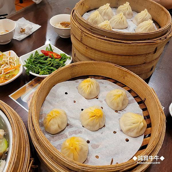 台北中正紀念堂：外國遊客來訪必吃《杭州小籠湯包》7年持續榮獲