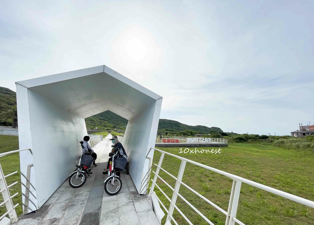 騎單車比開冷氣還涼！新北夏日親子景點最推薦｜一秒跨越新北、宜蘭邊界，還能環繞北海岸享受台版海岸村恰恰恰美景！｜舊草嶺隧道｜2022東北角福隆生活節山海騎跡