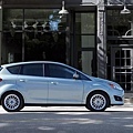 2013-Ford-C-MAX-Hybrid-side.jpg