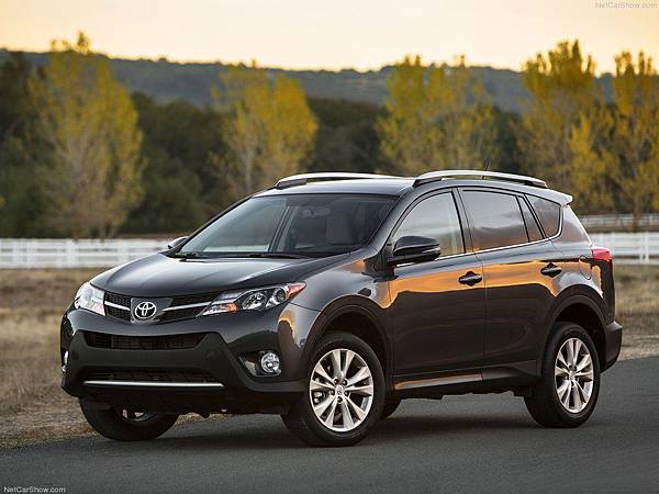 Toyota-RAV4_2013_1024x768_wallpaper_04