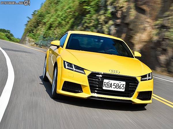 Audi TT-01.jpg